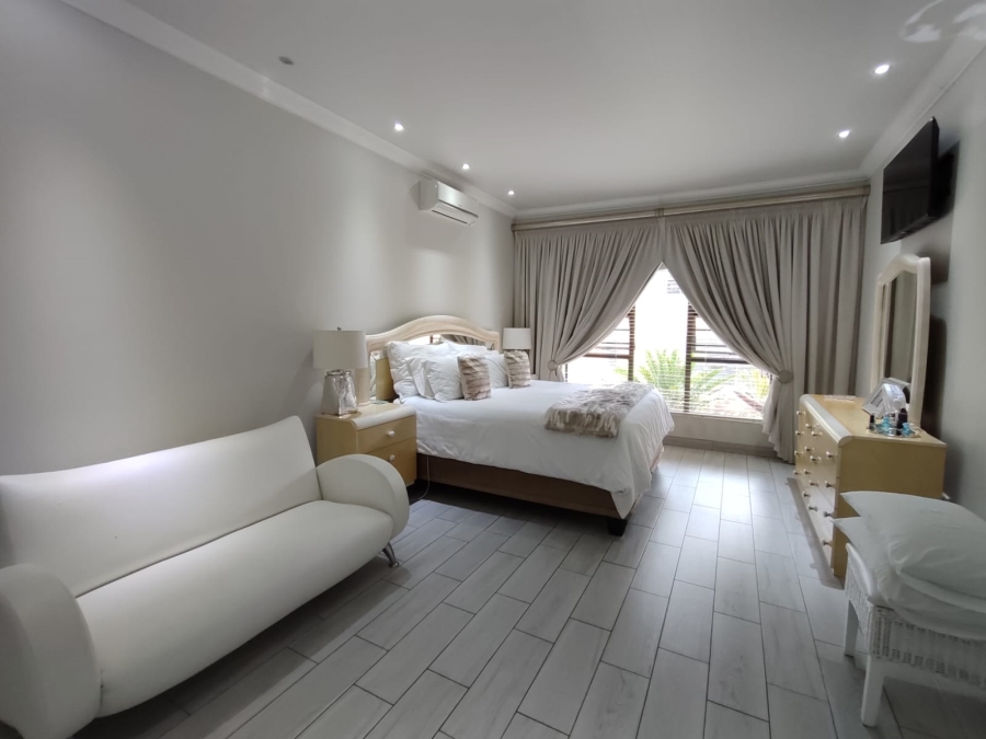2 Bedroom Property for Sale in Flamwood North West